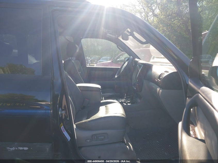 2004 Toyota Land Cruiser