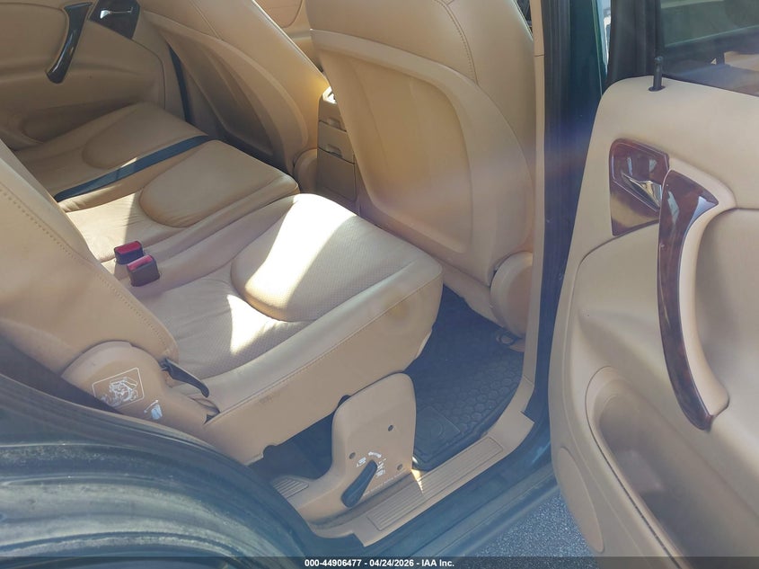 1998 Mercedes-Benz Ml 320 Classic VIN: 4JGAB54E0WA039588 Lot: 44906477