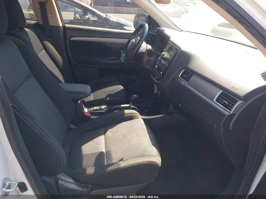 2018 Mitsubishi Outlander Le/Se/Sel