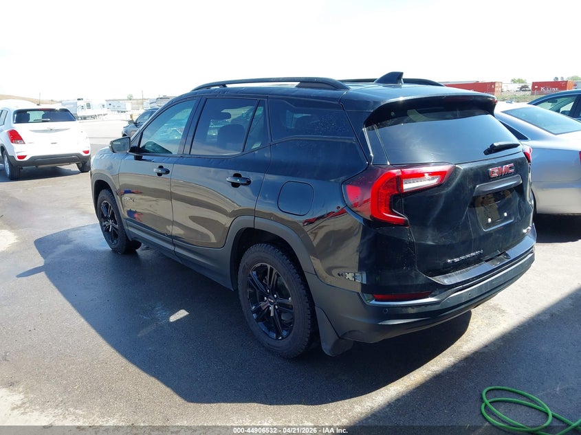 2023 GMC TERRAIN auction photo 3