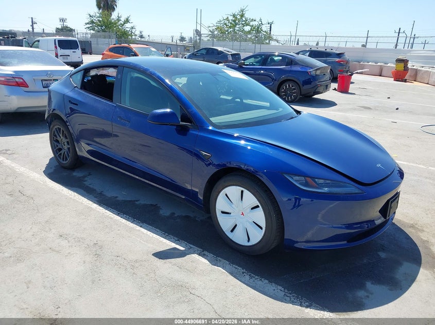 2025 Tesla Model 3 Long Range Rear-Wheel Drive/Standard Rear-Wheel Drive