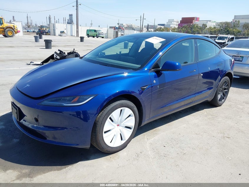 2025 Tesla Model 3 Long Range Rear-Wheel Drive/Standard Rear-Wheel Drive