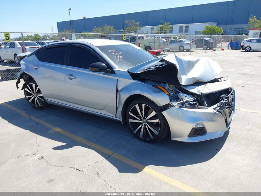 2019 NISSAN ALTIMA 2.5 SR