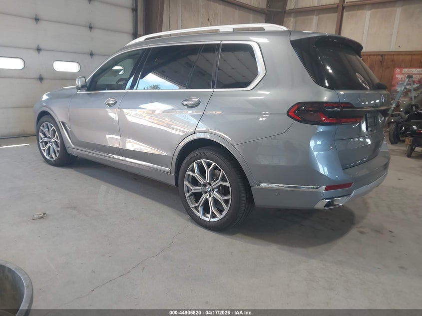 2025 BMW X7 xDrive40I