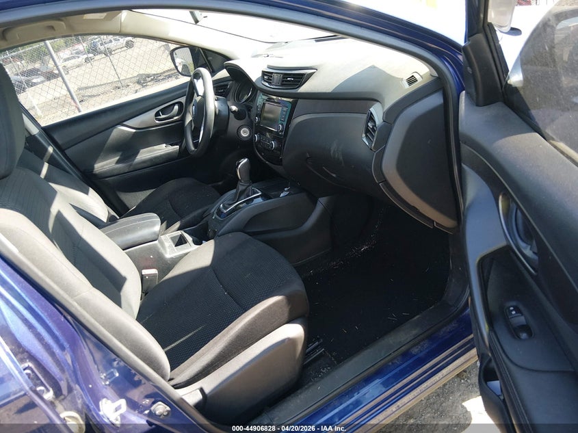 2020 NISSAN ROGUE SPORT auction photo 5