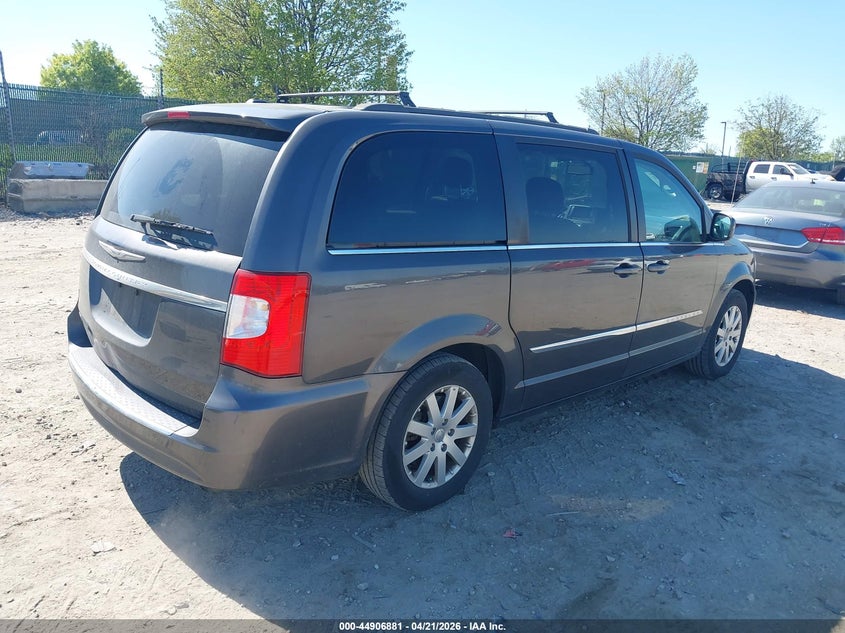 2015 Chrysler Town & Country Touring