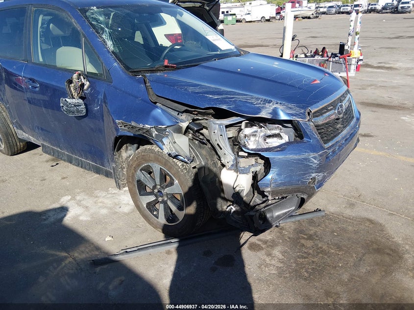 2017 Subaru Forester 2.5I Premium VIN: JF2SJAEC9HG567598 Lot: 44906937