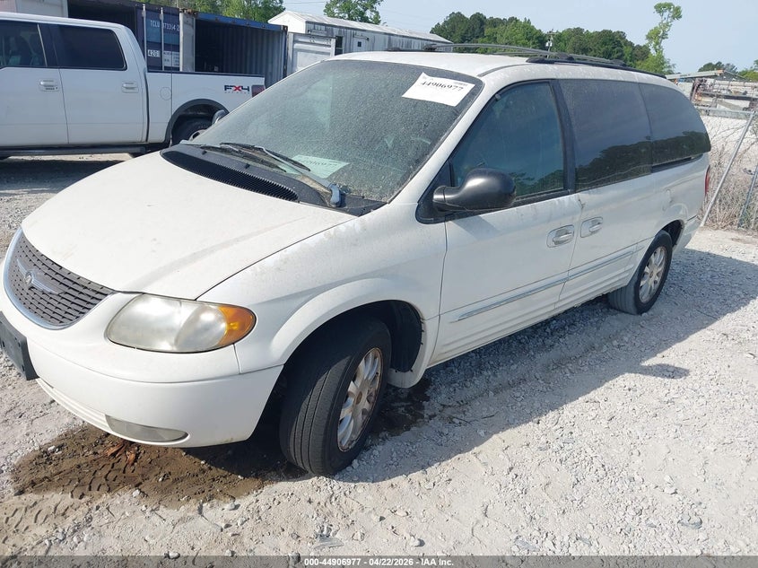2002 Chrysler Town & Country Lxi