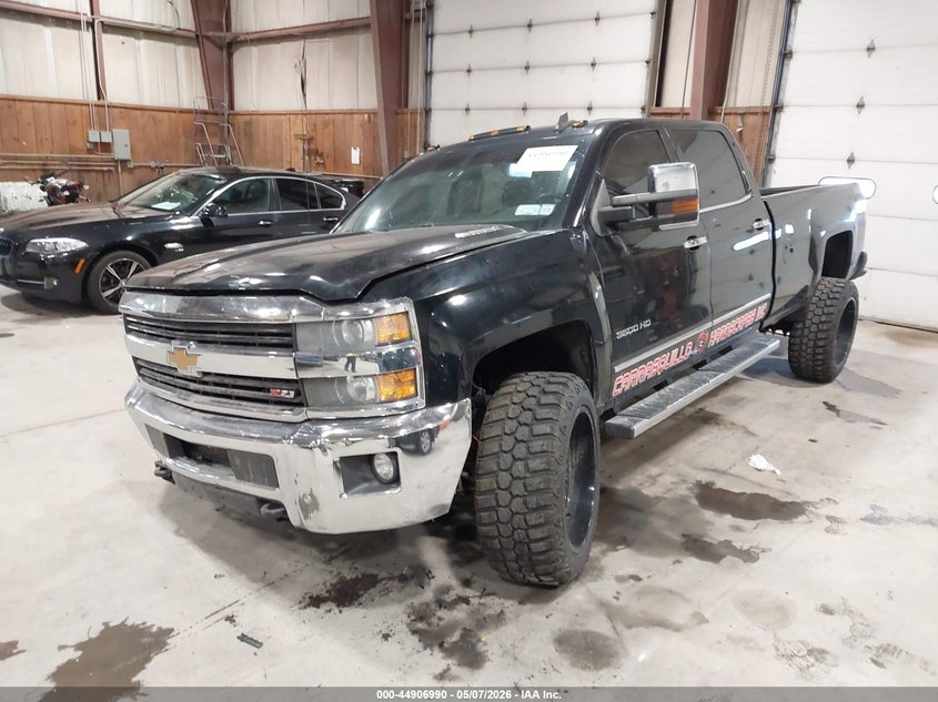 2015 CHEVROLET SILVERADO 3500HD auction photo 2