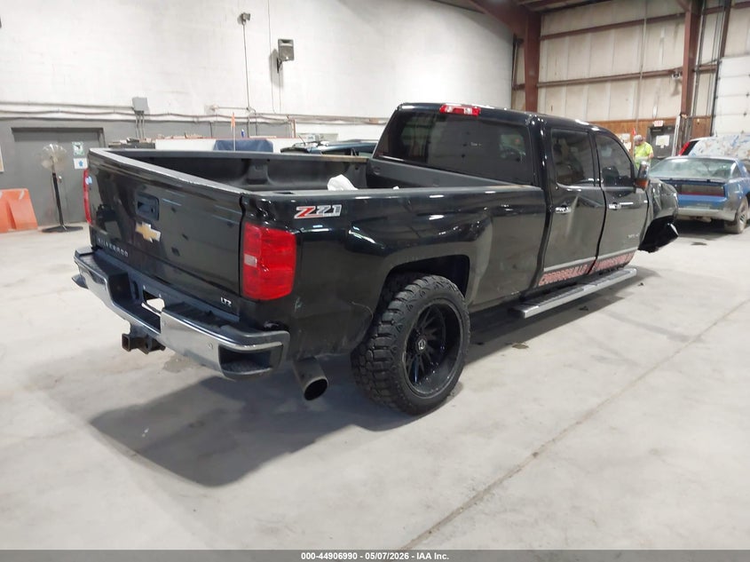 2015 CHEVROLET SILVERADO 3500HD auction photo 4