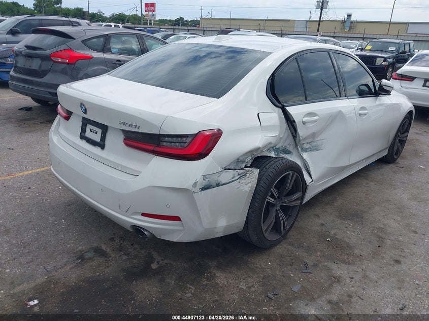 2023 BMW 330I auction photo 4