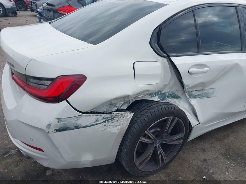 2023 BMW 330I auction photo 6