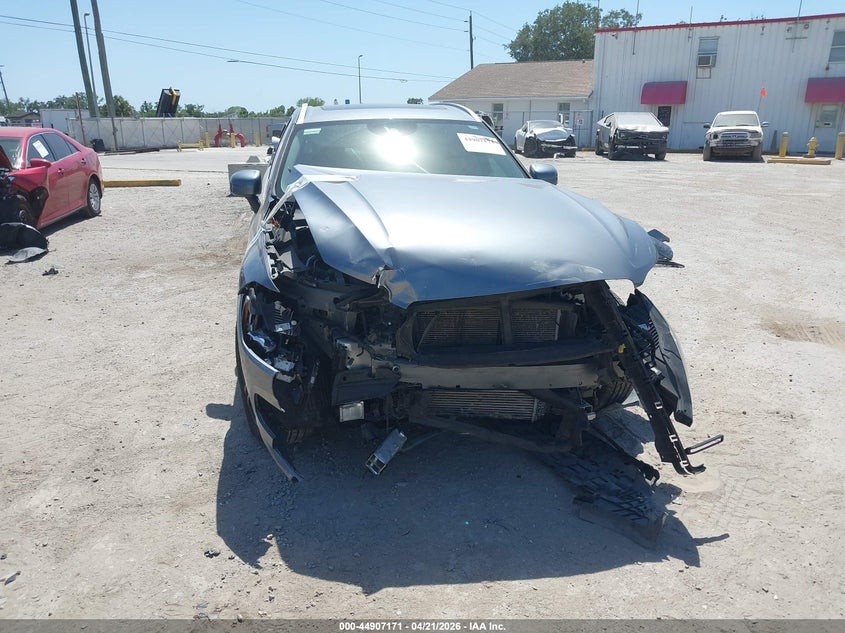 2021 Volvo Xc60 T5 Momentum VIN: YV4102RK7M1868806 Lot: 44907171