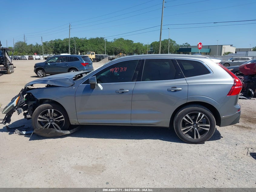 2021 Volvo Xc60 T5 Momentum VIN: YV4102RK7M1868806 Lot: 44907171