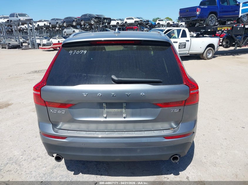 2021 Volvo Xc60 T5 Momentum VIN: YV4102RK7M1868806 Lot: 44907171