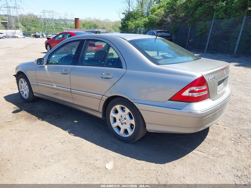2005 Mercedes-Benz C 240 Luxury 4Matic