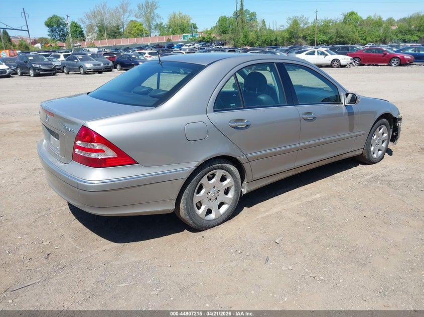 2005 Mercedes-Benz C 240 Luxury 4Matic