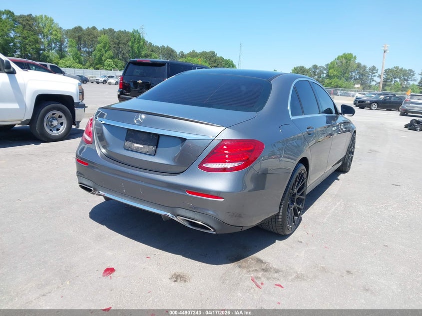 2017 Mercedes-Benz E 300