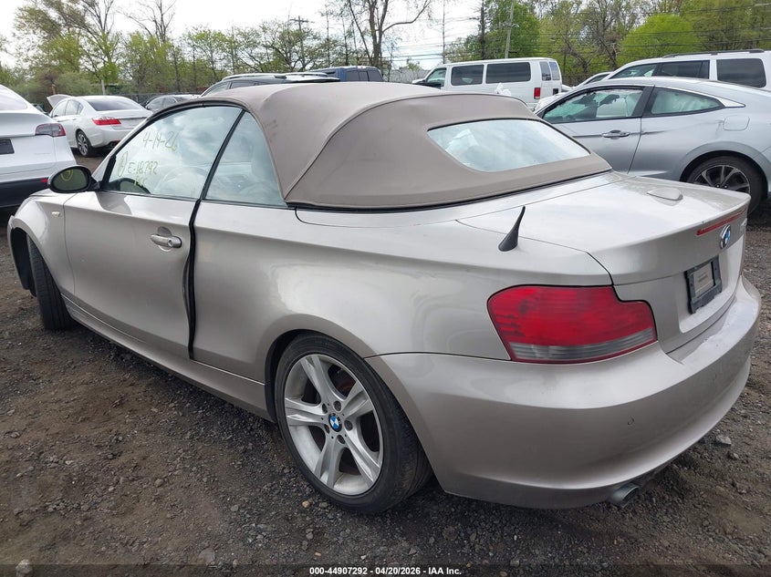 2009 BMW 128I VIN: WBAUL73519VJ77114 Lot: 44907292