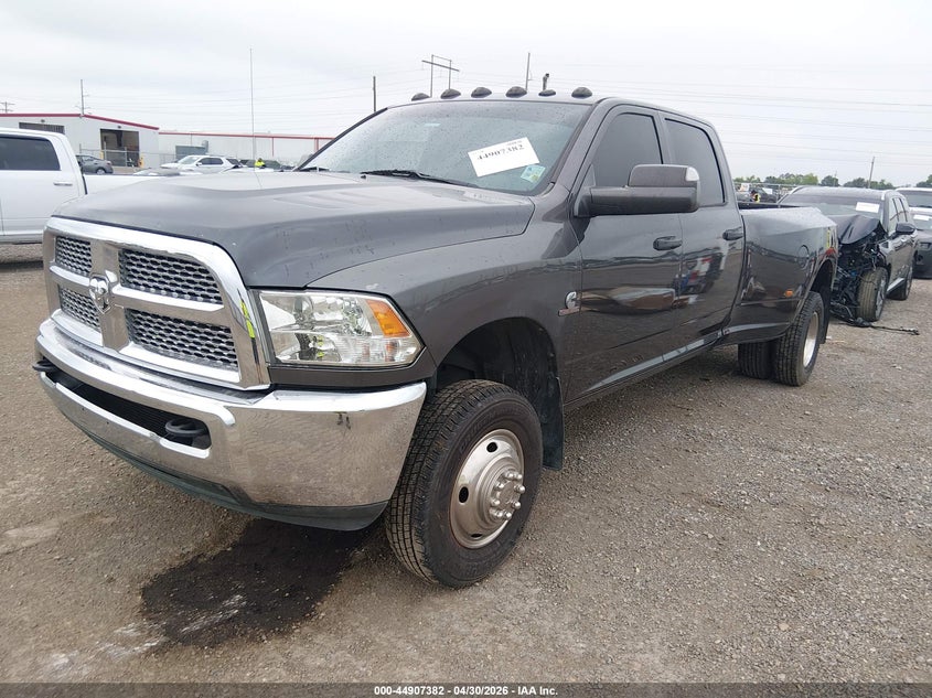 3C63RRGL4JG330235 2018 Ram 3500 photo 1