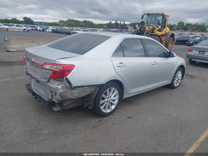 2012 Toyota Camry 2.5 Hybrid Xle silver Lot 111044907548 Vin 4T1BD1FK7CU007791
