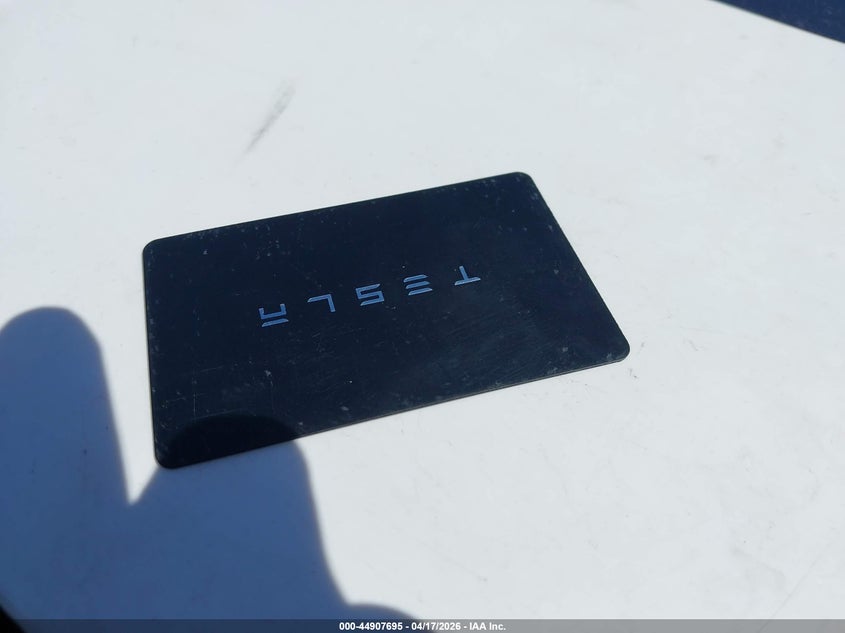 2018 Tesla Model 3 Long Range/Performance VIN: 5YJ3E1EB1JF069104 Lot: 44907695