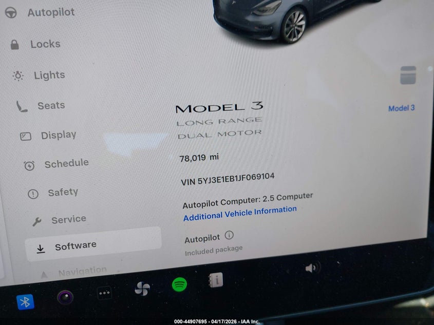 2018 Tesla Model 3 Long Range/Performance VIN: 5YJ3E1EB1JF069104 Lot: 44907695