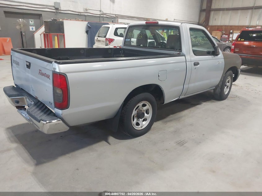 2000 Nissan Frontier Xe