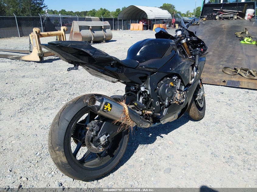 2025 YAMAHA YZF1000 auction photo 4
