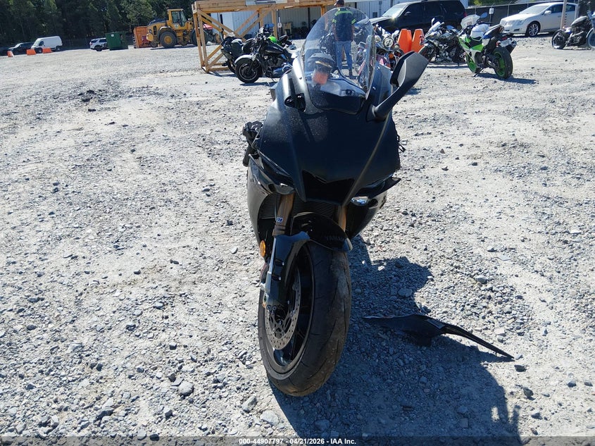 2025 YAMAHA YZF1000 auction photo 5