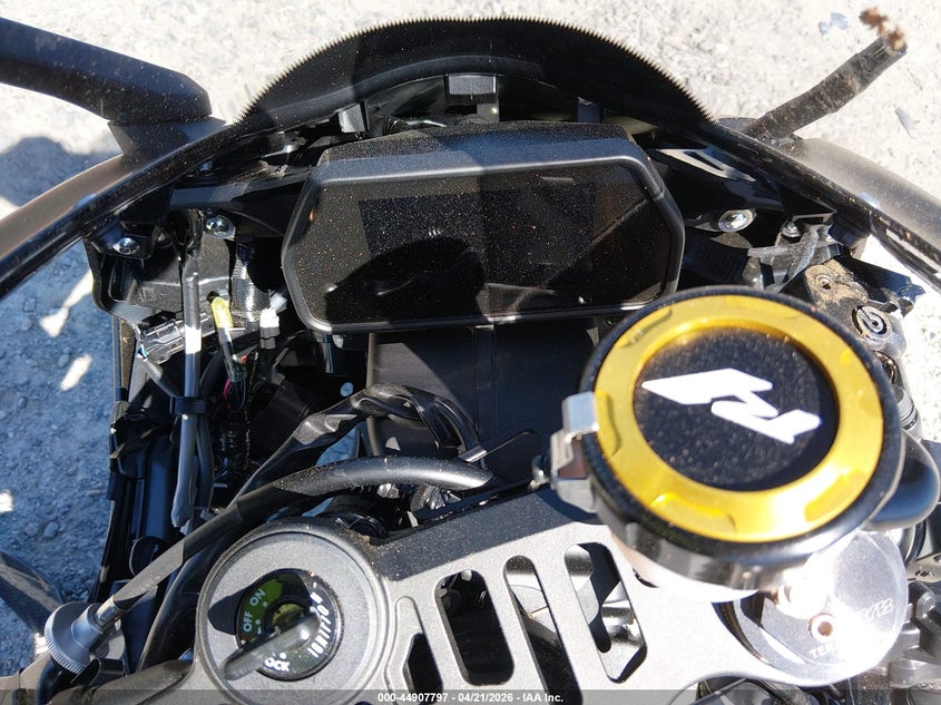 2025 YAMAHA YZF1000 auction photo 7