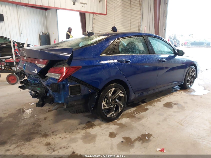 2025 Hyundai Elantra Limited