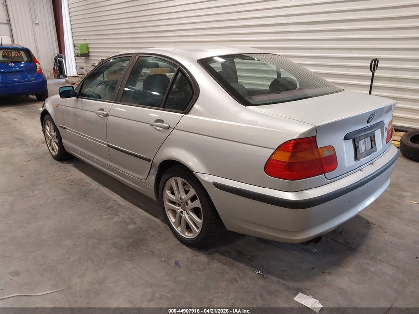 2002 BMW 325Xi
