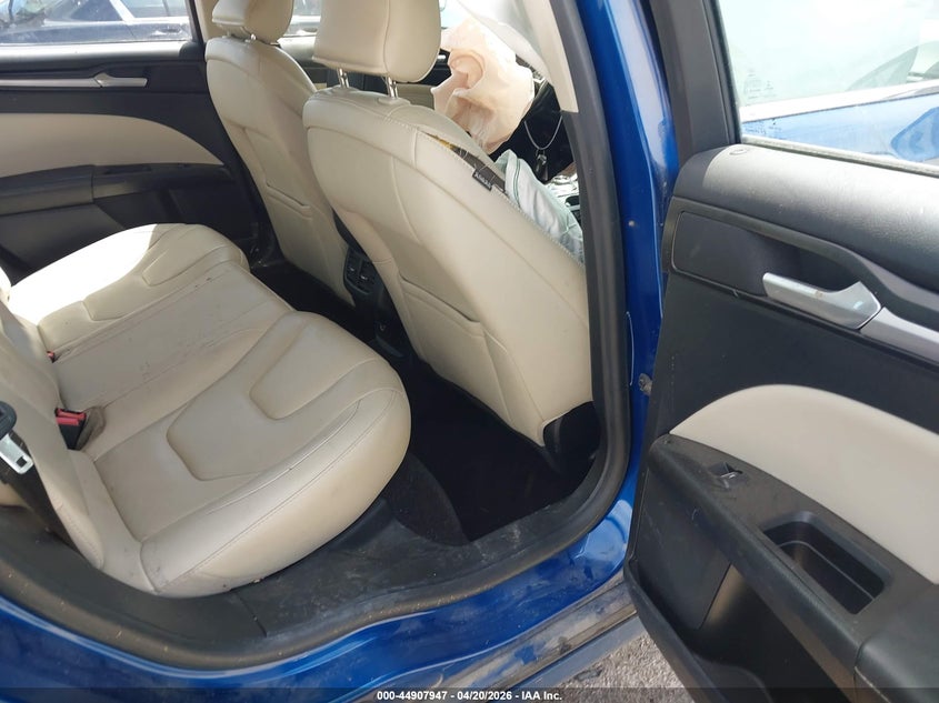VIN 3FA6P0RU2HR399992 2017 FORD FUSION HYBRID TITANIUM