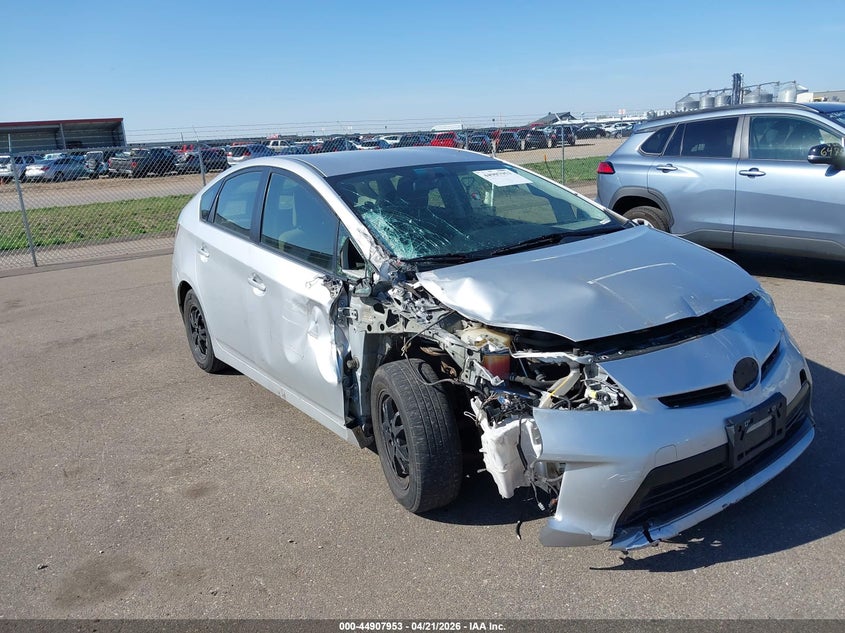 2013 TOYOTA PRIUS auction photo 6