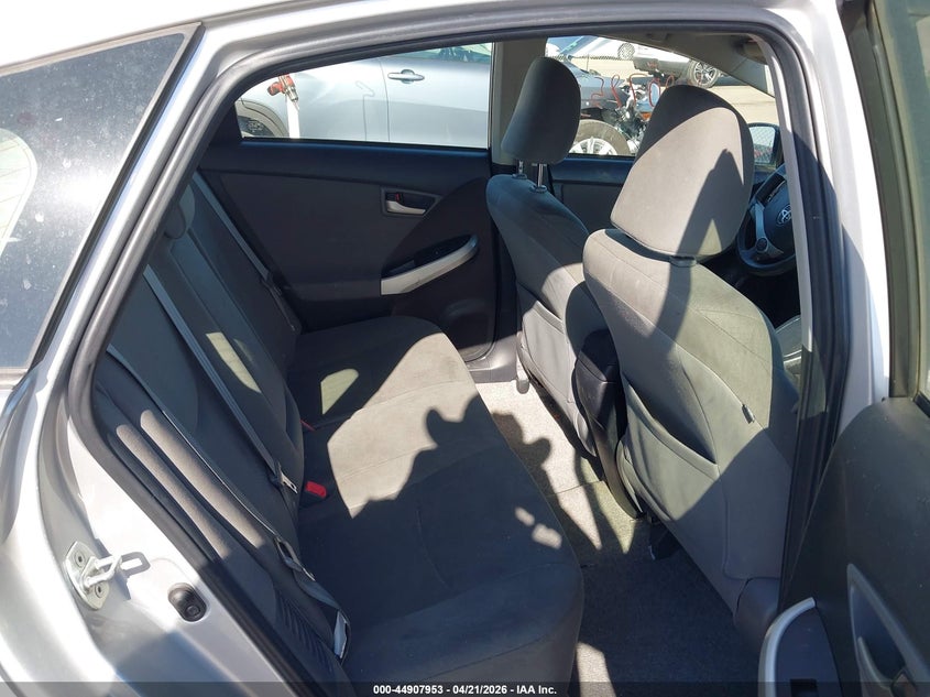 2013 TOYOTA PRIUS auction photo 8