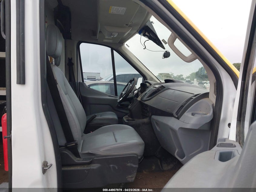 2019 FORD TRANSIT-250 · Photo 5