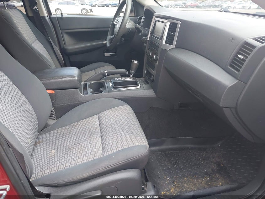 2010 Jeep Grand Cherokee Laredo