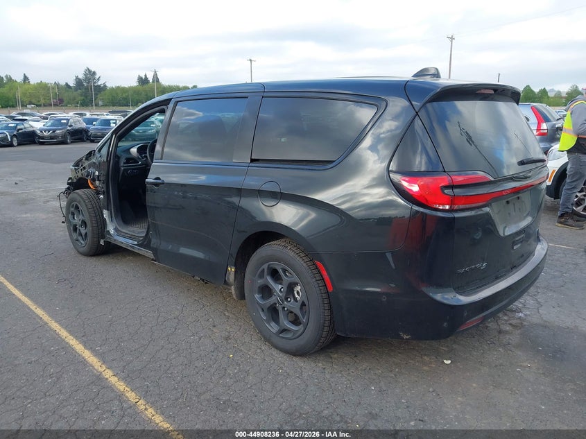 Vin: 2c4rc1s71nr200848, lot: 45405605, chrysler pacifica hybrid limited 20223