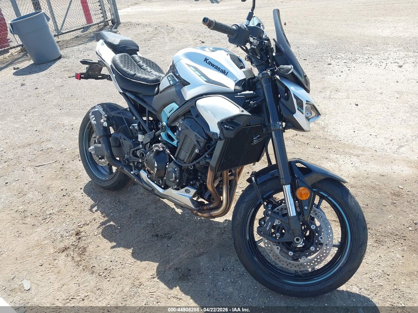 KAWASAKI ZR900 2025. Lot# 44908288. VIN ML5ZRDS19SDA00310. Photo 1