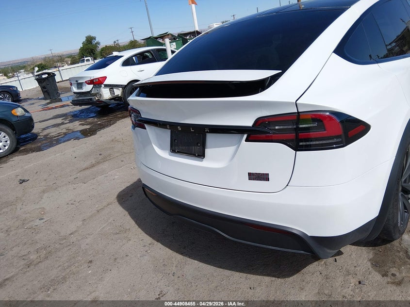 VIN: 7SAXCBE64SF469811 2025 TESLA MODEL X PLAID