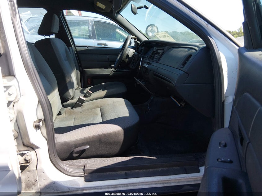 FORD CROWN VICTORIA 2007 VIN 2FAFP71W37X133385