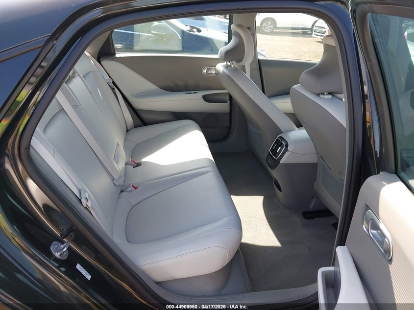 2023 Hyundai Ioniq 6 Sel VIN: KMHM34AA7PA026876 Lot: 44908950