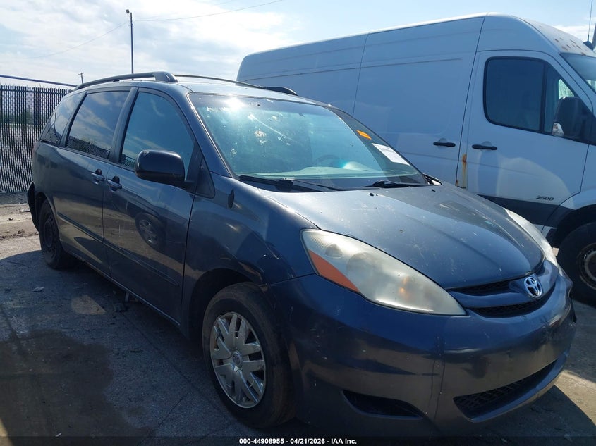 2009 Toyota Sienna Le