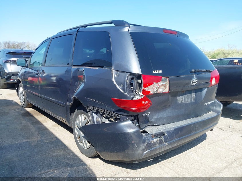 2009 Toyota Sienna Le