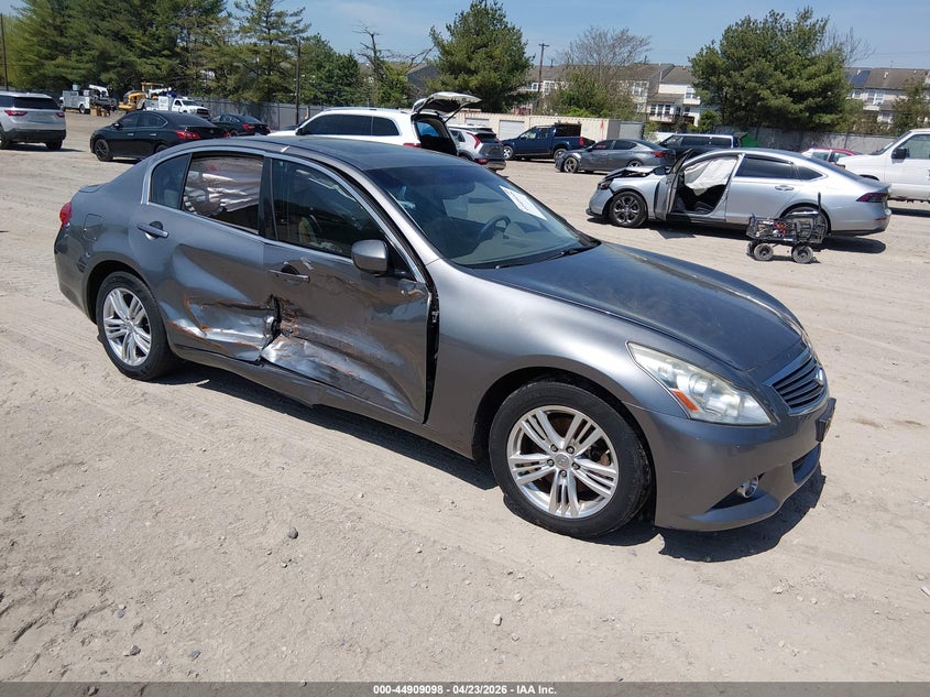 2013 Infiniti G37X