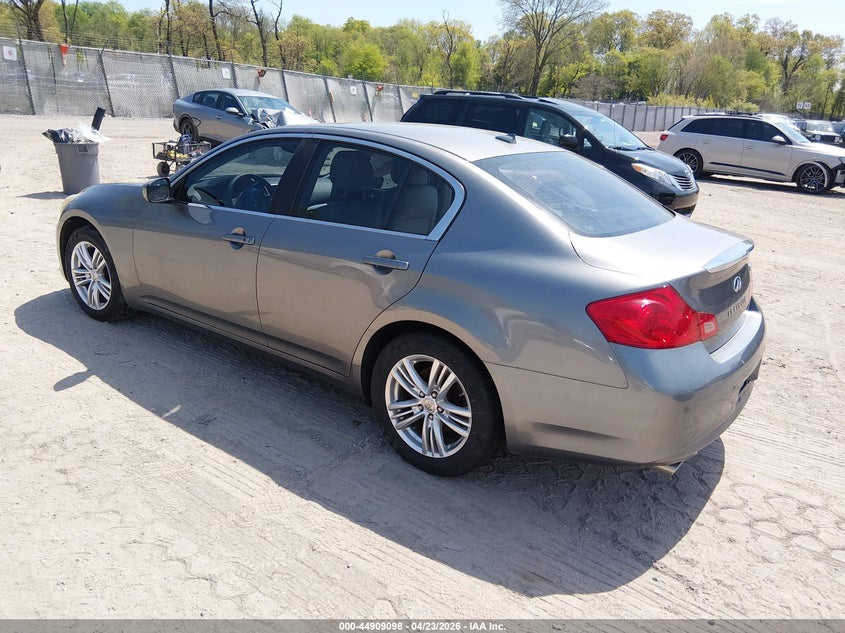 2013 Infiniti G37X