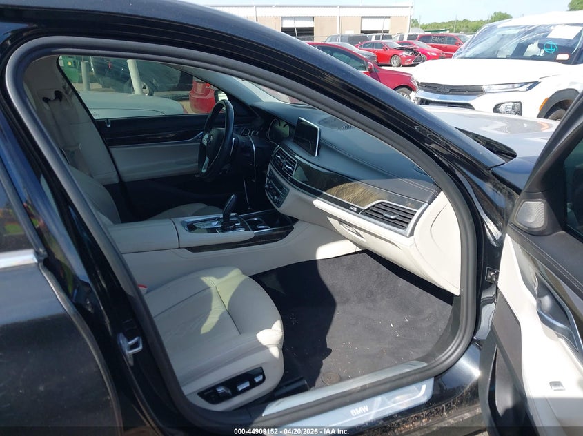 VIN WBA7F0C51JGM23437 2018 BMW 750I