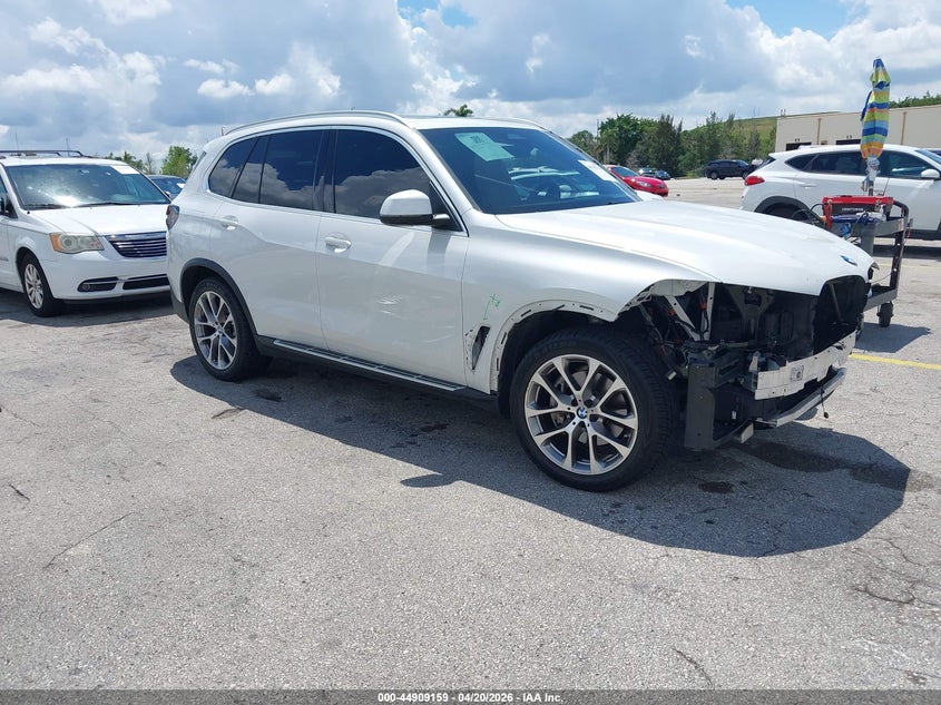2024 BMW X5 XDRIVE40I