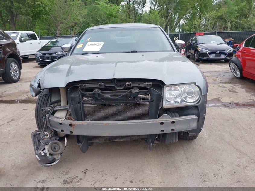 2006 Chrysler 300C VIN: 2C3KA63H26H209436 Lot: 44909167